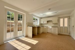 Kitchen/Diner- click for photo gallery